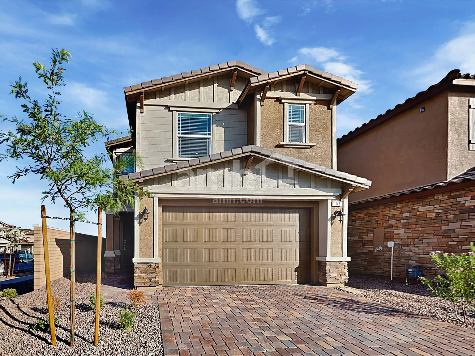 4 bed, 2.5 bath, 2144 sqft, $2,540 — Photo 1