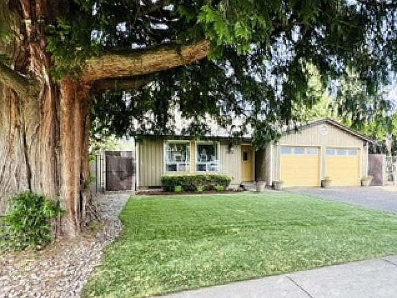3rd image of 5035 SE Rural St