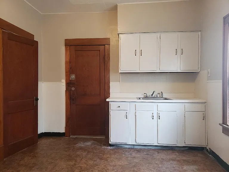 98 Hoerner Ave #3 — Photo 3