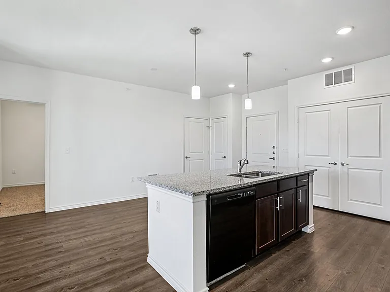 Limestone Ridge — Photo 119