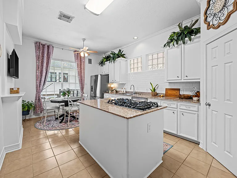 1508 Park St #1 — Photo 8