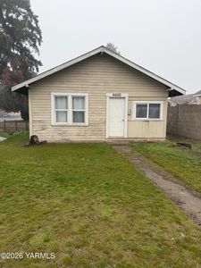 801 S Satus Ave, Wapato, WA, 98951