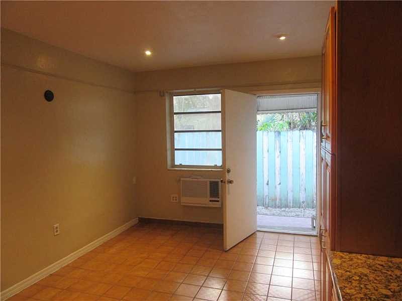 2nd image of 5785 SW 61st St