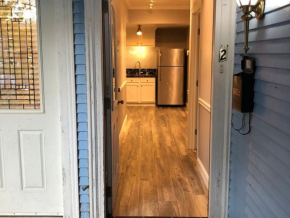 Unit 2 entryway