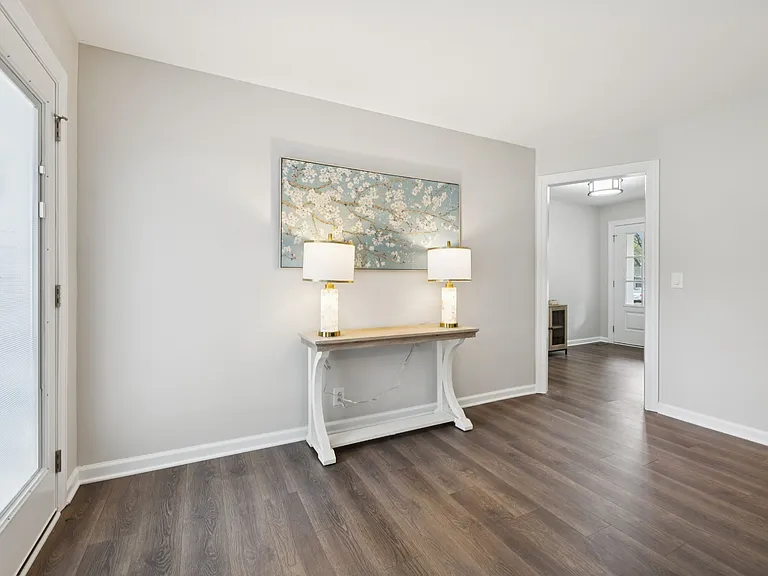 1618 Shelley St — Photo 15