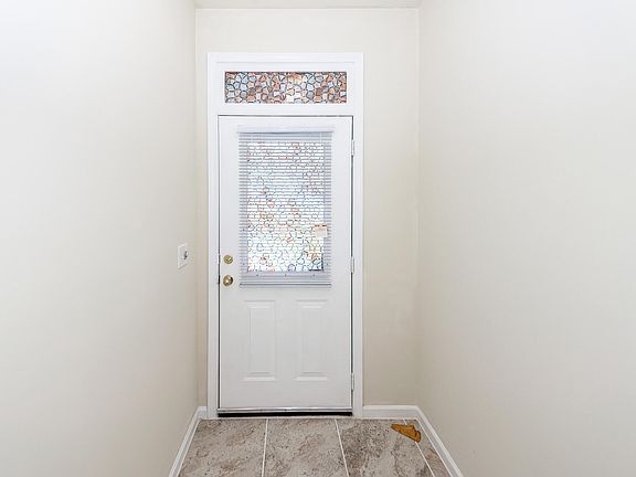 4th image of 3106 Mariners Way