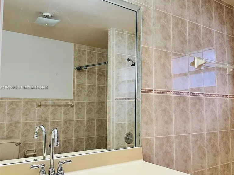 1101 NW 134th Pl — Photo 21