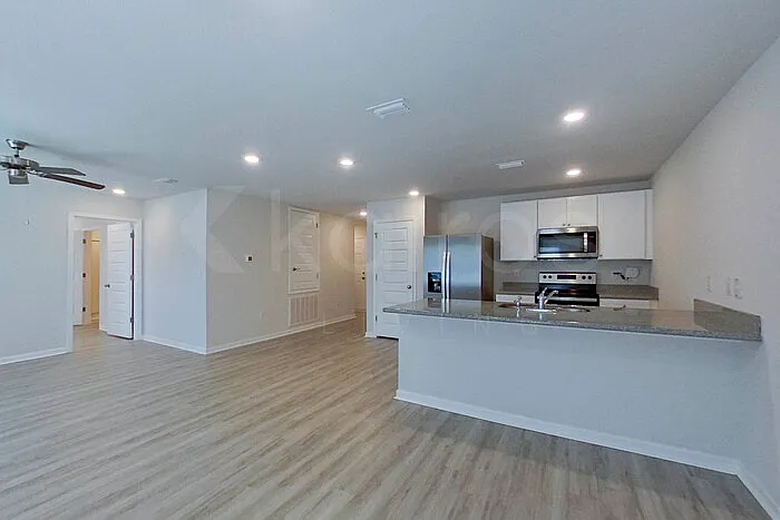 4746 Malay Cir — Photo 6
