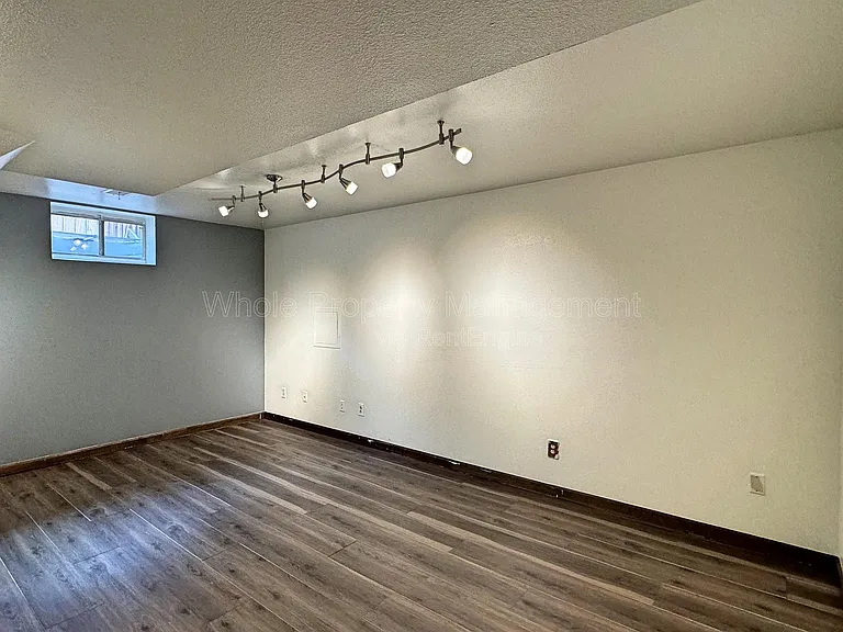 7071 Ruth Way — Photo 25