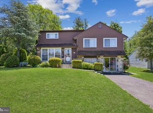 109 Long Ln, Voorhees, NJ 08043