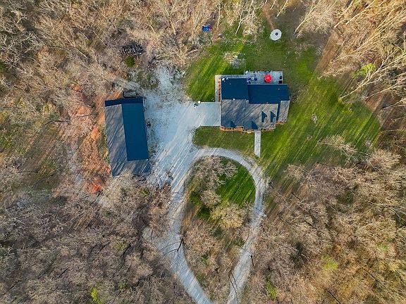4th image of 9625 Ivy Rd