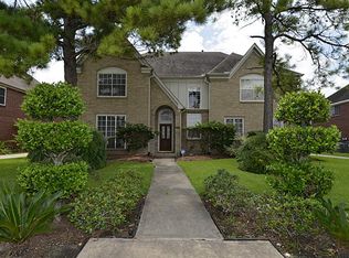 2732 Masters Dr, League City, TX 77573