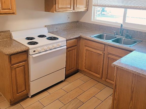 5th image of 7252 Jordan Ave