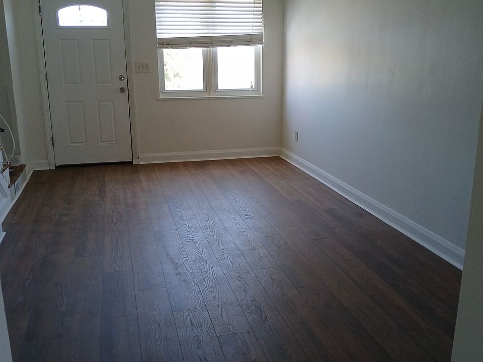 2nd image of 2576 Cecil Ave