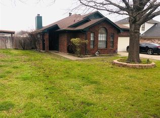 509 Blue Haze Dr, Fort Worth, TX 76108