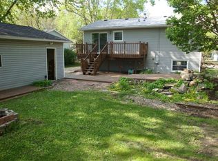 1824 43rd St NW, Rochester, MN 55901