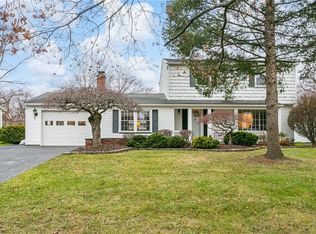 94 Grecian Pkwy, Rochester, NY 14626