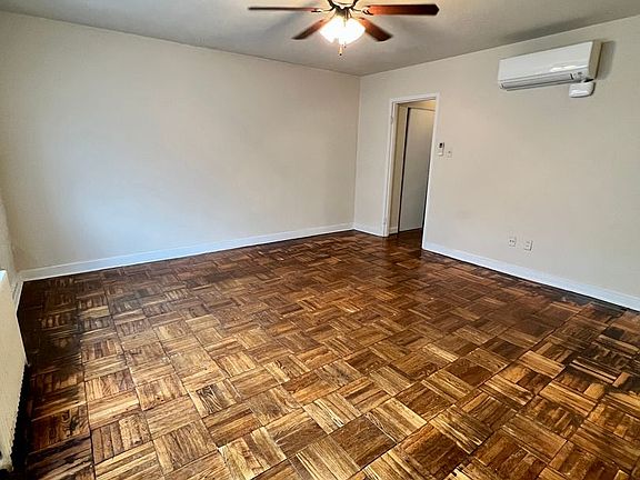 2nd image of 2623 Kensington Ave APT 07
