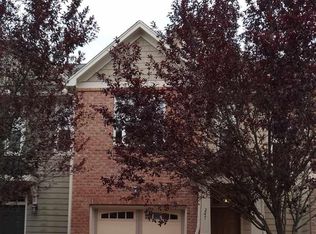 247 Linden Park Ln, Cary, NC 27519