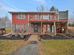 135 Stickman Ln, Lake Ariel, PA 18436