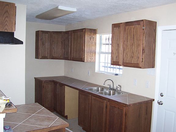 New Kitchen, cabinets 