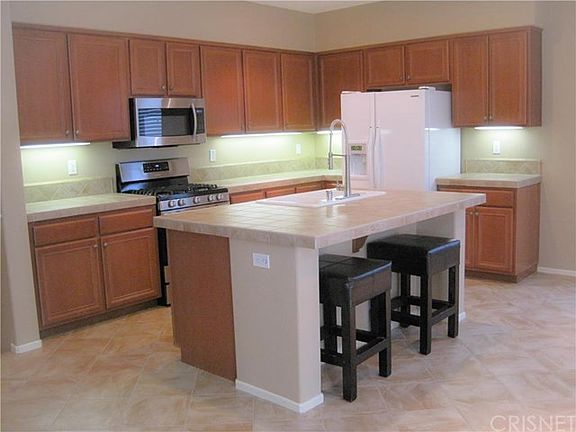 4th image of 27448 Acacia Dr