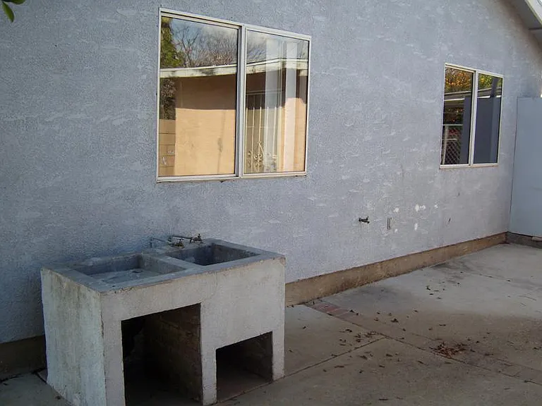 1613 S Sultana Ave #B — Photo 7