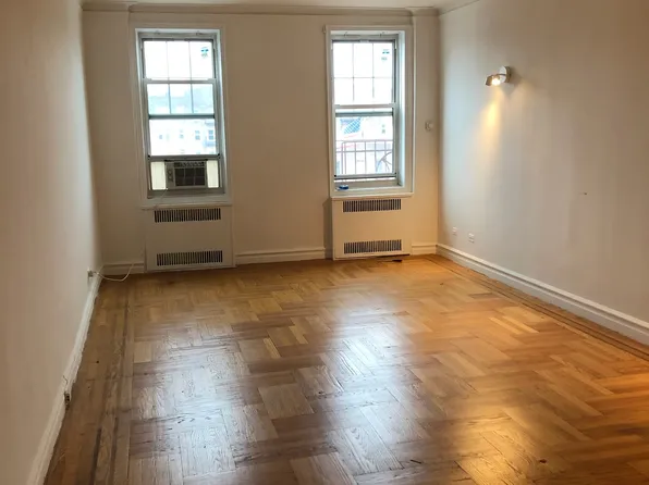 41-15 44th Street image 1 of 7