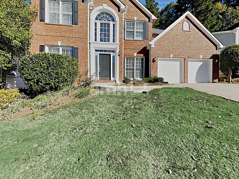 2175 Carlysle Cove Dr — Photo 1