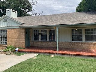 1st image of 2604 31st St