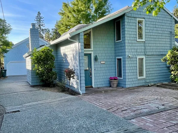 2050 Ashton Ave, Menlo Park, CA 94025