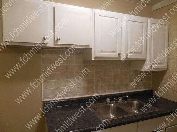 2nd image of 1602 E Minnesota St APT A
