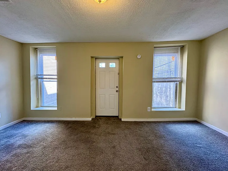 Apartment Units in Midtown, Baltimore, MD! — Photo 6