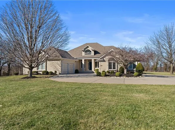 28605 E 114th St, Lees Summit, MO 64086