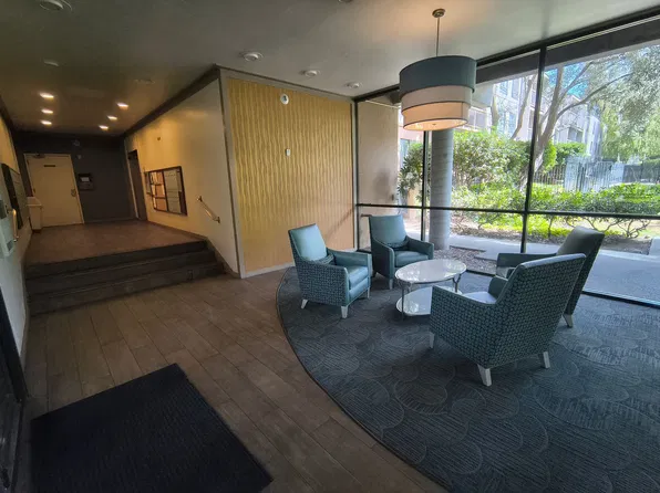 460 N Civic Dr APT 504, Walnut Creek, CA 94596