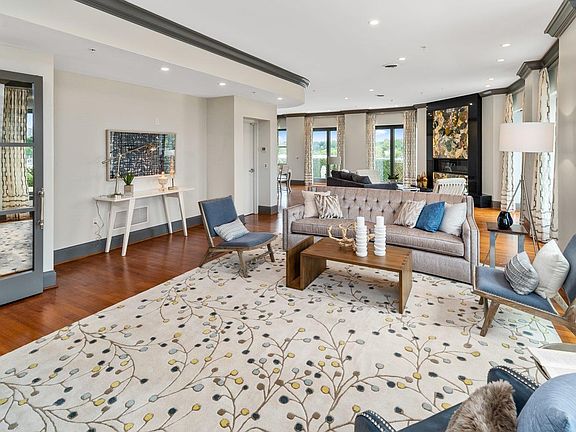 4th image of 3500 Michigan Ave Unit 61
