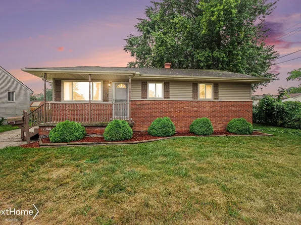 5421 Don Shenk Dr, Swartz Creek, MI 48473
