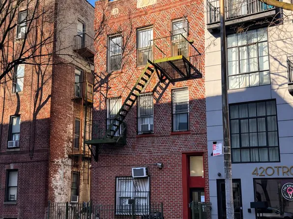 422 Troy Avenue image 1 of 1