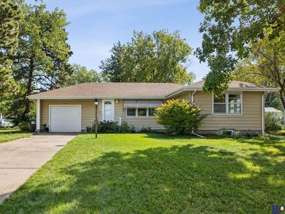1040 N 66th St, Lincoln, NE, 68505