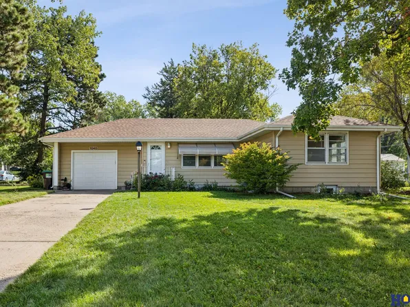 1040 N 66th St, Lincoln, NE 68505
