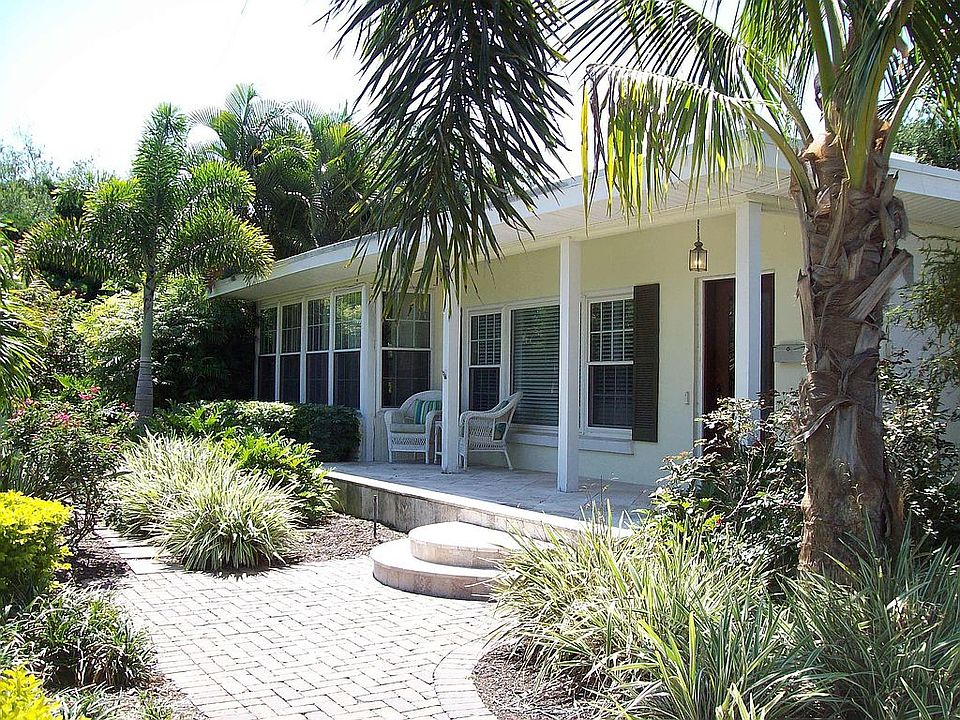 Travertine front porch