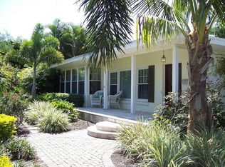 210 62nd Ave S, Saint Petersburg, FL 33705