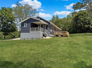 29 Savannah Gardner Rd, New Castle, PA 16101