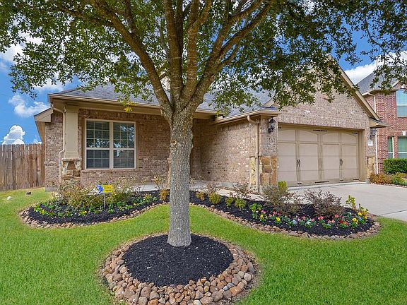 2nd image of 19515 Corbit Grove Ct