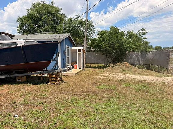 2nd image of 2711 S Virginia Ave Lot 1