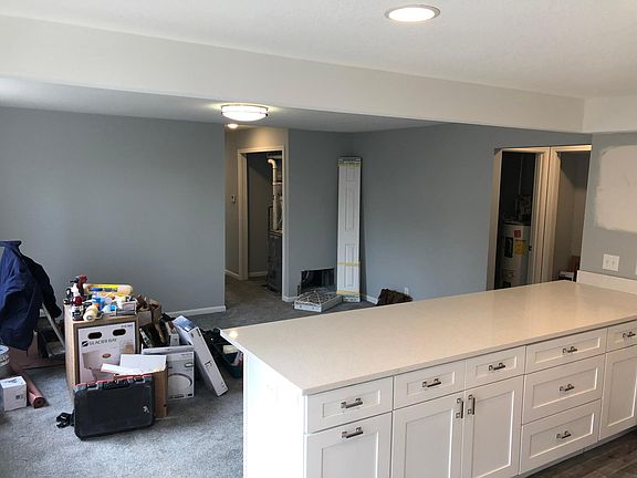 3rd image of 780 Stewart Ave