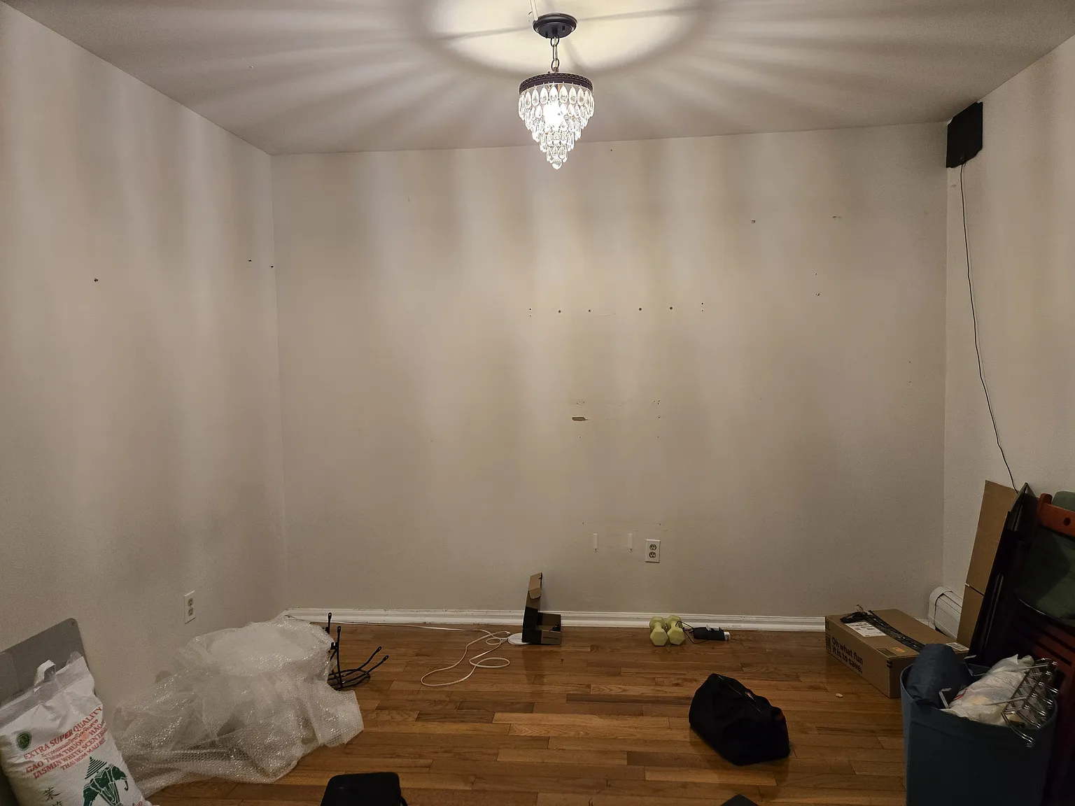 2 bed, 1.5 bath, 900 sqft, $2,100 — Photo 3