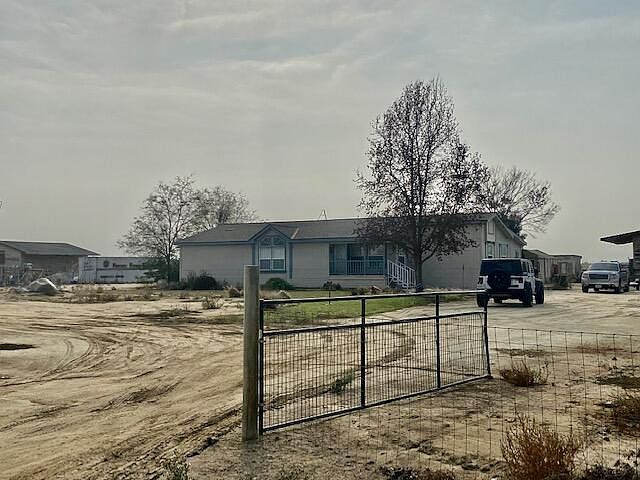 1st image of 15129 Avenue 88