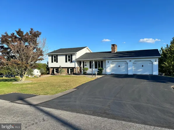 170 Essex Ln, Northumberland, PA 17857