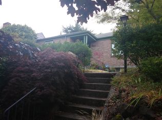 2862 12th Ave W, Seattle, WA 98119